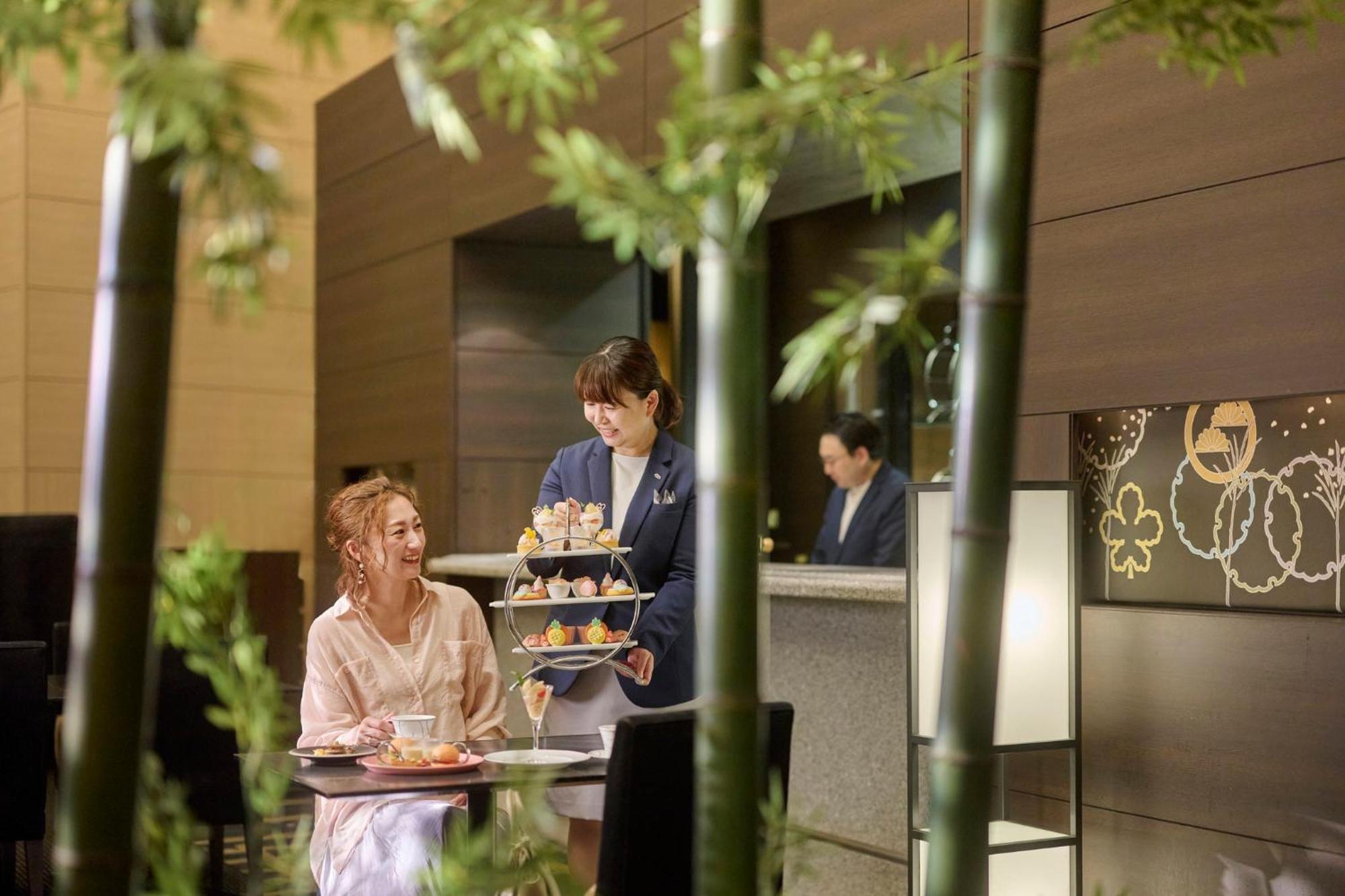 金泽ana皇冠假日酒店